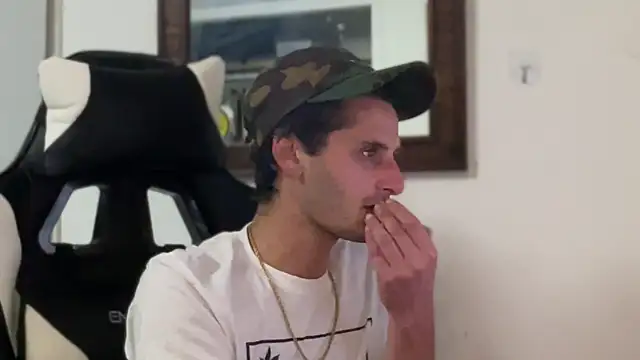 Dylansd online show from December 19, 6:01 am