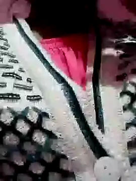 Snapshot of riya_houswife chatting on December 22, 7:44 am riya houswife online show from December 22, 7:44 am