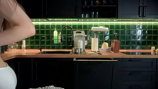 solar bella online show from February 21, 4:35 am