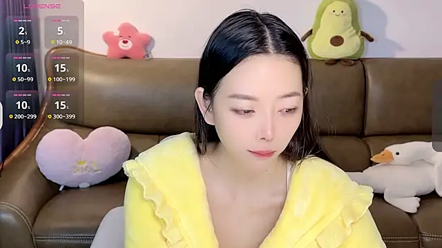 Yilin1999 online show from February 15, 12:54 pm