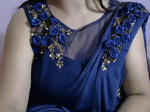 Snapshot of diva-22 chatting on January 3, 1:14 pm diva-22 online show from January 3, 1:14 pm