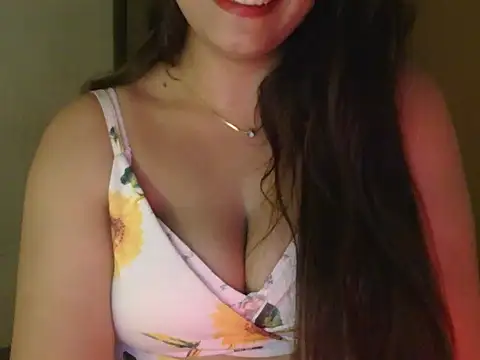 Snapshot of diva-22 chatting on May 27, 5:32 pm diva-22 online show from May 27, 5:32 pm