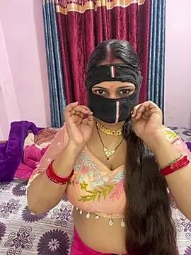 mickey love online show from February 7, 7:45 am