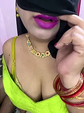 mickey love online show from June 6, 4:50 am