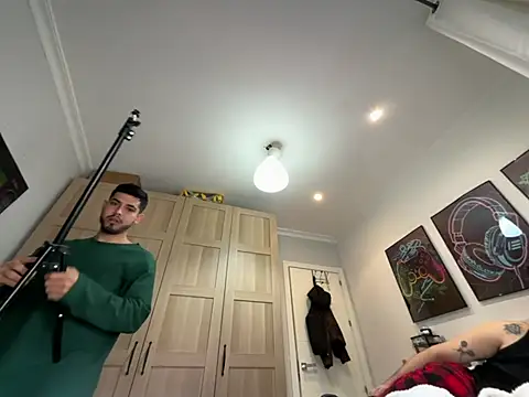 Snapshot of Chicos_defiesta chatting on January 9, 10:20 am Chicos defiesta online show from January 9, 10:20 am