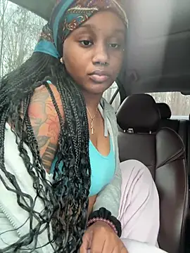 strip4faith online show from December 18, 8:37 pm