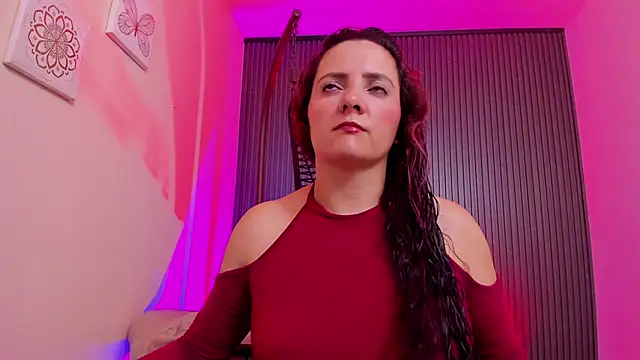 gaby flow online show from November 5, 7:30 am