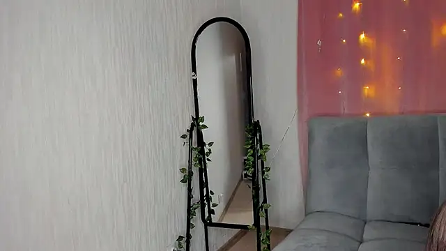 Snapshot of LinaCristonsen chatting on January 17, 6:23 pm LinaCristonsen online show from January 17, 6:23 pm