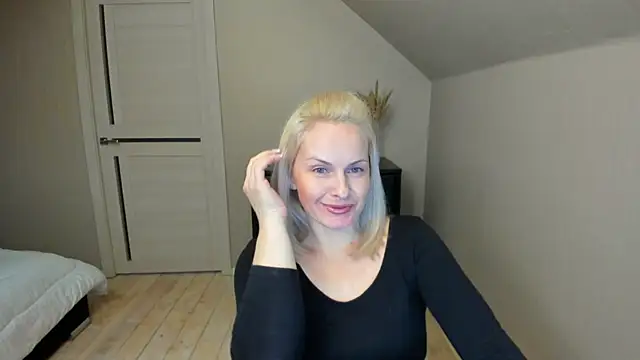 Snapshot of Alicee_Gracee chatting on February 13, 6:59 pm Alicee Gracee online show from February 13, 6:59 pm