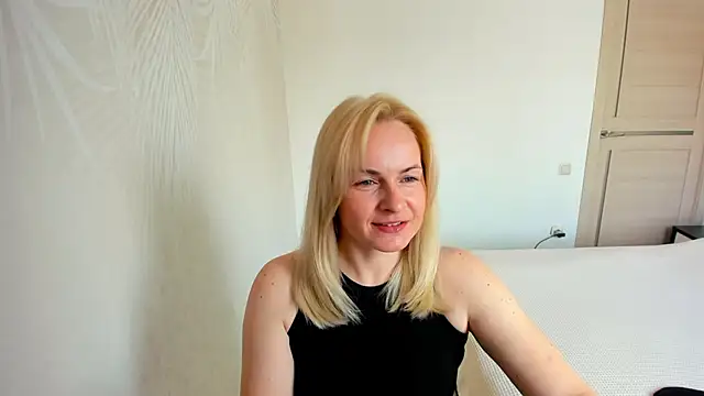 Alicee Gracee online show from March 17, 9:34 am