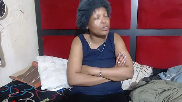 Snapshot of MaximTease24 chatting on July 12, 3:36 pm MaximTease24 online show from July 12, 3:36 pm