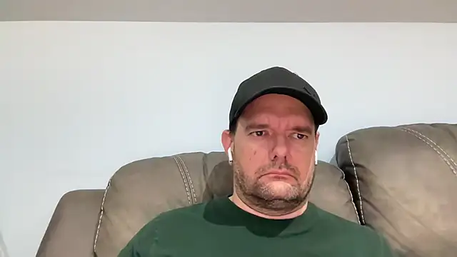 CanadianSweetheart online show from December 17, 11:05 pm