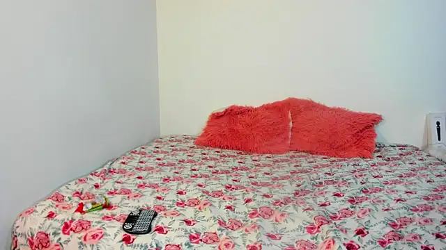 cristal-evanns online show from July 27, 6:37 pm