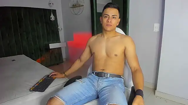 Lucii fer  online show from November 13, 11:53 am