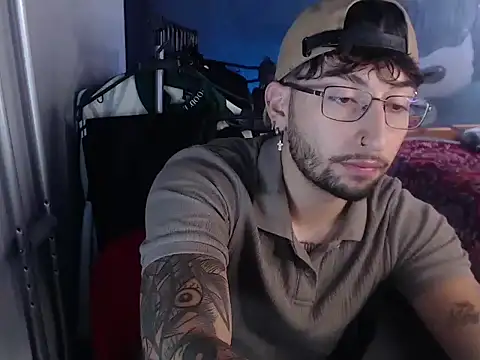 Dereck Dickson online show from October 24, 3:52 pm