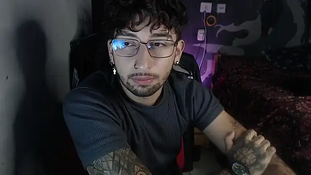 Dereck Dickson online show from October 30, 10:54 pm