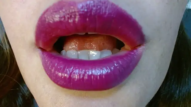 Snapshot of miss_evoleth2 chatting on February 13, 3:46 am miss evoleth2 online show from February 13, 3:46 am