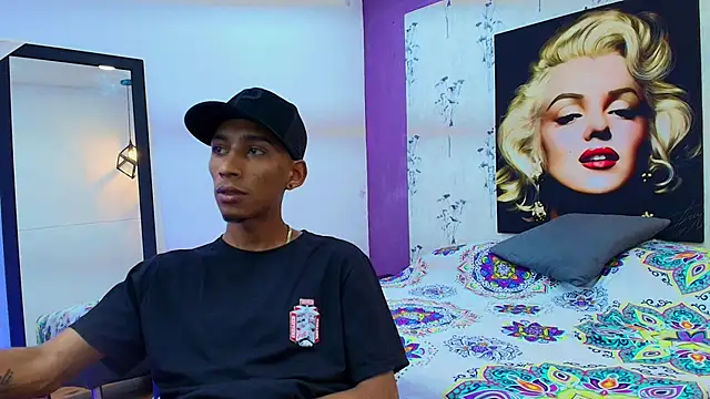 Snapshot of alejandro_king1 chatting on February 20, 3:52 pm alejandro king1 online show from February 20, 3:52 pm