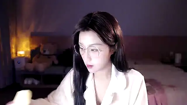 Lucky-baby online show from December 17, 2:44 pm