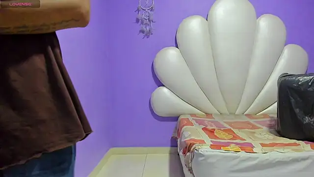 Snapshot of Brianrosex chatting on January 16, 3:02 am Brianrosex online show from January 16, 3:02 am