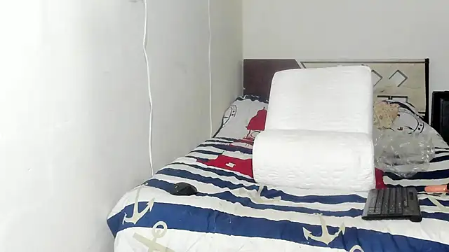 Snapshot of Brianrosex chatting on March 15, 8:15 am Brianrosex online show from March 15, 8:15 am