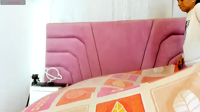 Snapshot of Brianrosex chatting on November 10, 3:38 am Brianrosex online show from November 10, 3:38 am