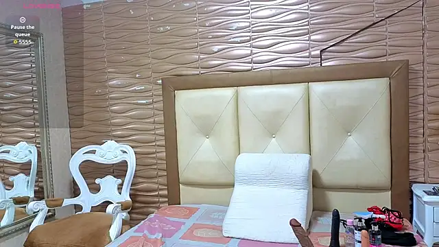 Snapshot of Brianrosex chatting on June 15, 1:52 am Brianrosex online show from June 15, 1:52 am