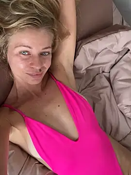 -OliWow- online show from March 1, 1:51 am