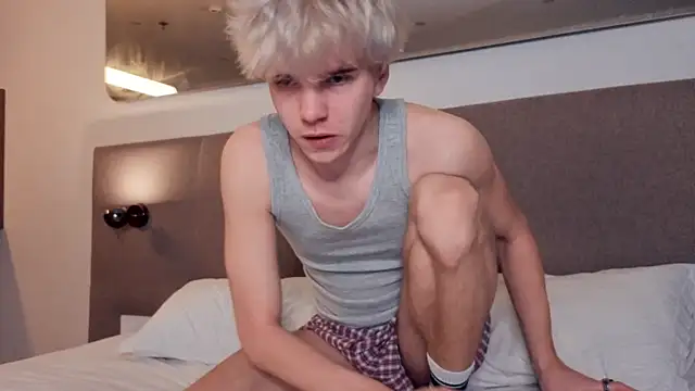 Snapshot of braxiboy chatting on May 31, 2:09 am braxiboy online show from May 31, 2:09 am