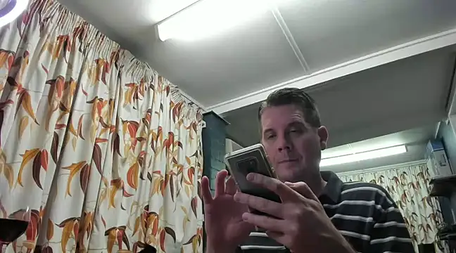 tilobinder online show from December 21, 12:59 pm