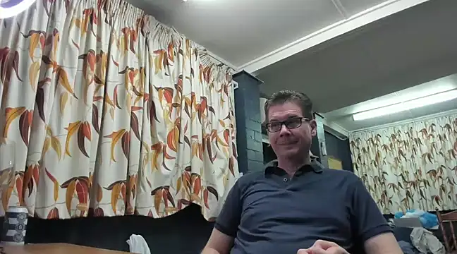 tilobinder online show from January 10, 2:23 pm