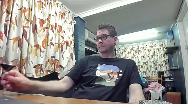 tilobinder online show from January 26, 12:43 pm