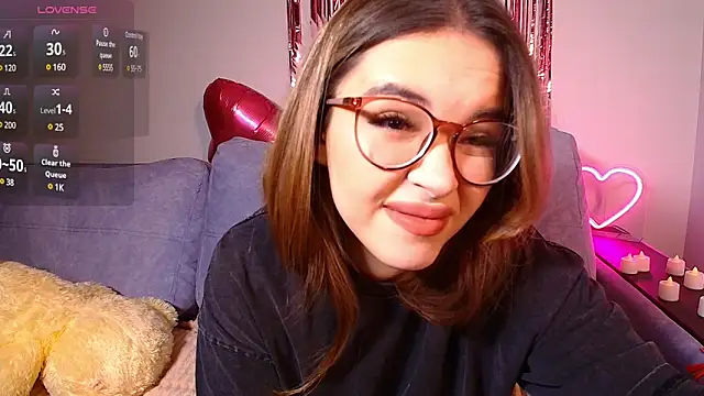 Snapshot of CutiePie3 chatting on February 14, 6:51 pm CutiePie3 online show from February 14, 6:51 pm