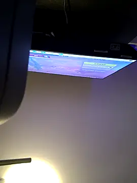 Snapshot of Haydenthebouse chatting on August 1, 2:11 am Haydenthebouse online show from August 1, 2:11 am