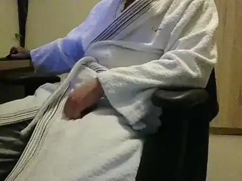 realityyshowww online show from January 29, 5:24 pm