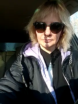 Milen Milf online show from March 3, 10:49 am