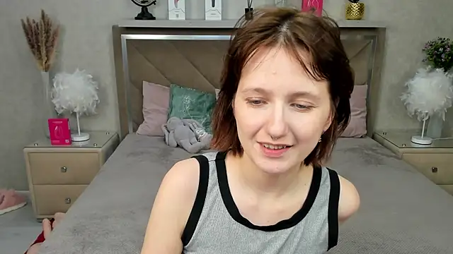 Snapshot of MiaKarlos chatting on June 22, 1:29 am MiaKarlos online show from June 22, 1:29 am