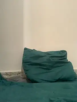 abyusif101099 online show from October 1, 5:57 am