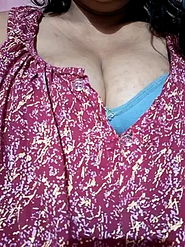 Snapshot of Hot-Anuska chatting on February 13, 2:09 pm Hot-Anuska online show from February 13, 2:09 pm