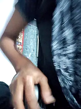 Snapshot of Hot-Anuska chatting on September 15, 4:07 pm Hot-Anuska online show from September 15, 4:07 pm