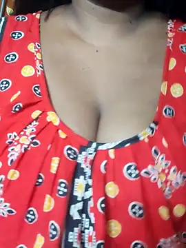 Snapshot of Hot-Anuska chatting on September 19, 11:33 am Hot-Anuska online show from September 19, 11:33 am