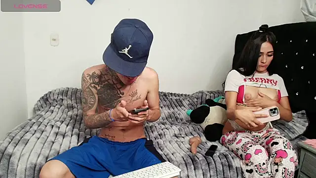 Kitty and jake online show from May 3, 7:47 am