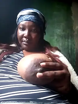 Snapshot of chubbydoll122 chatting on September 29, 11:59 am chubbydoll122 online show from September 29, 11:59 am