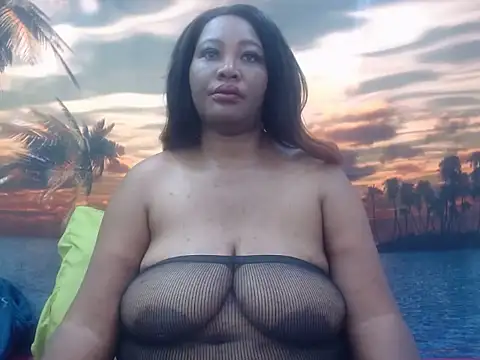 Snapshot of chubbydoll122 chatting on May 23, 3:38 pm chubbydoll122 online show from May 23, 3:38 pm