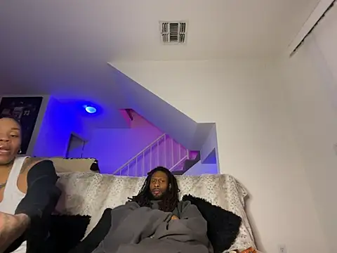 igobylsd online show from December 4, 8:01 am