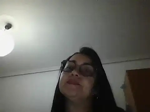 gaby0075 online show from December 9, 4:05 pm