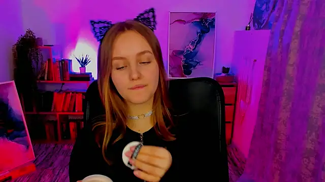 KellyPoter online show from December 21, 2:58 pm