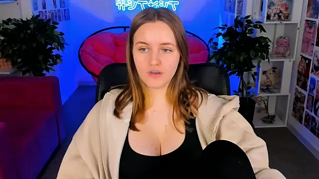 KellyPoter online show from January 25, 12:05 pm