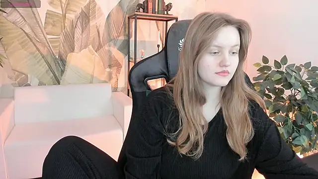 KellyPoter online show from December 20, 9:16 am