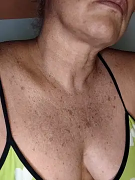 Kasandra Ho online show from March 17, 1:21 am